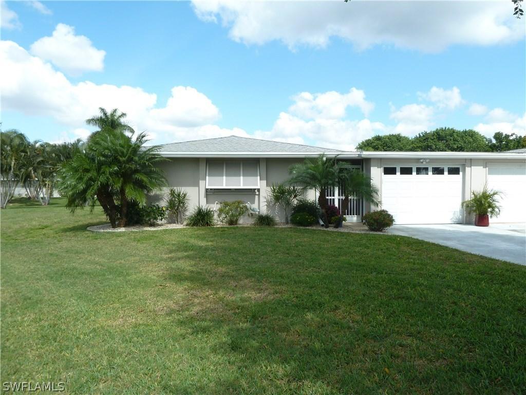 5598 Westwind Ln., Fort Myers, FL 33919