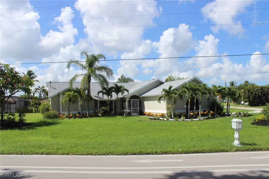 1620 Palaco Grande Pkwy., Cape Coral, FL 33904