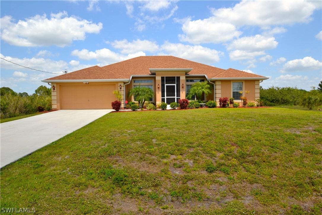 3208 10th St., Lehigh Acres, FL 33976