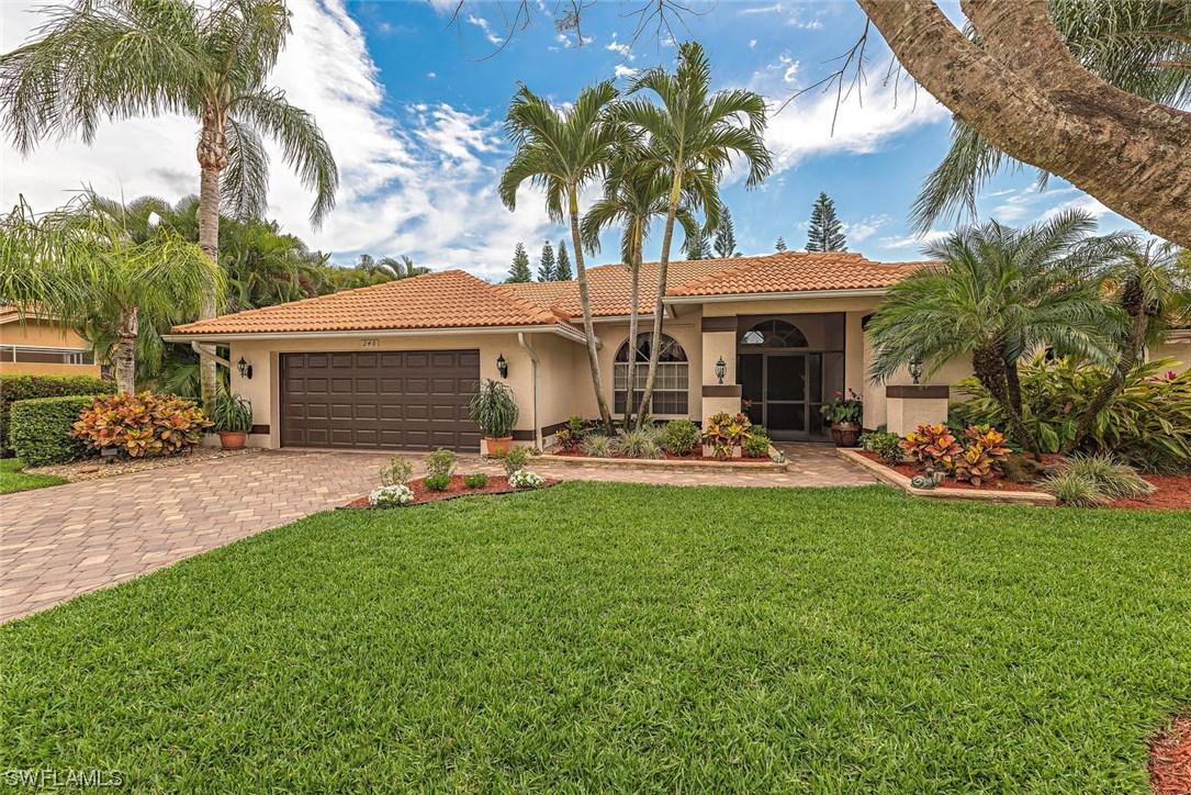 248 Henley Dr., Naples, FL 34104