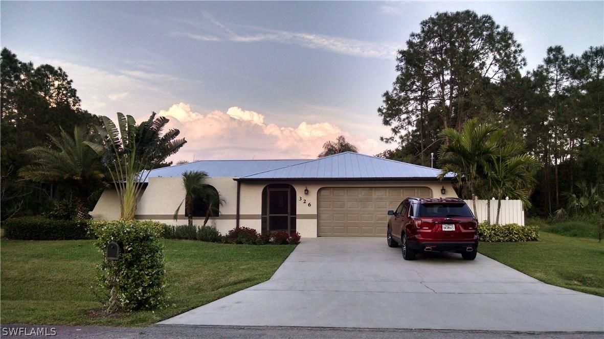 326 Robert Ave., Lehigh Acres, FL 33936