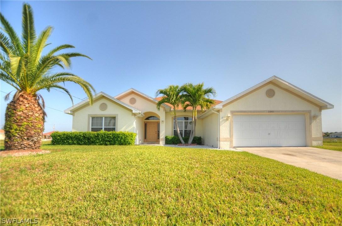 2201 NW 4th Ter., Cape Coral, FL 33993
