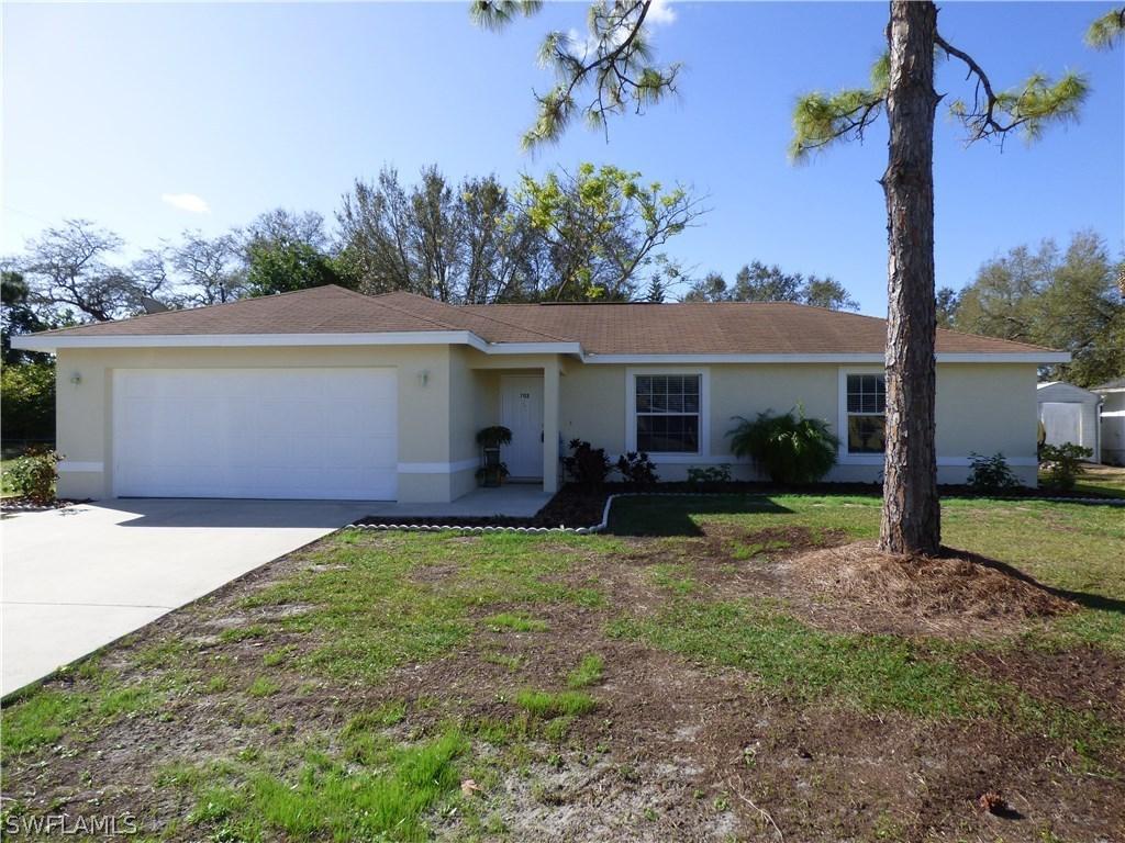 702 E 3rd St., Lehigh Acres, FL 33936