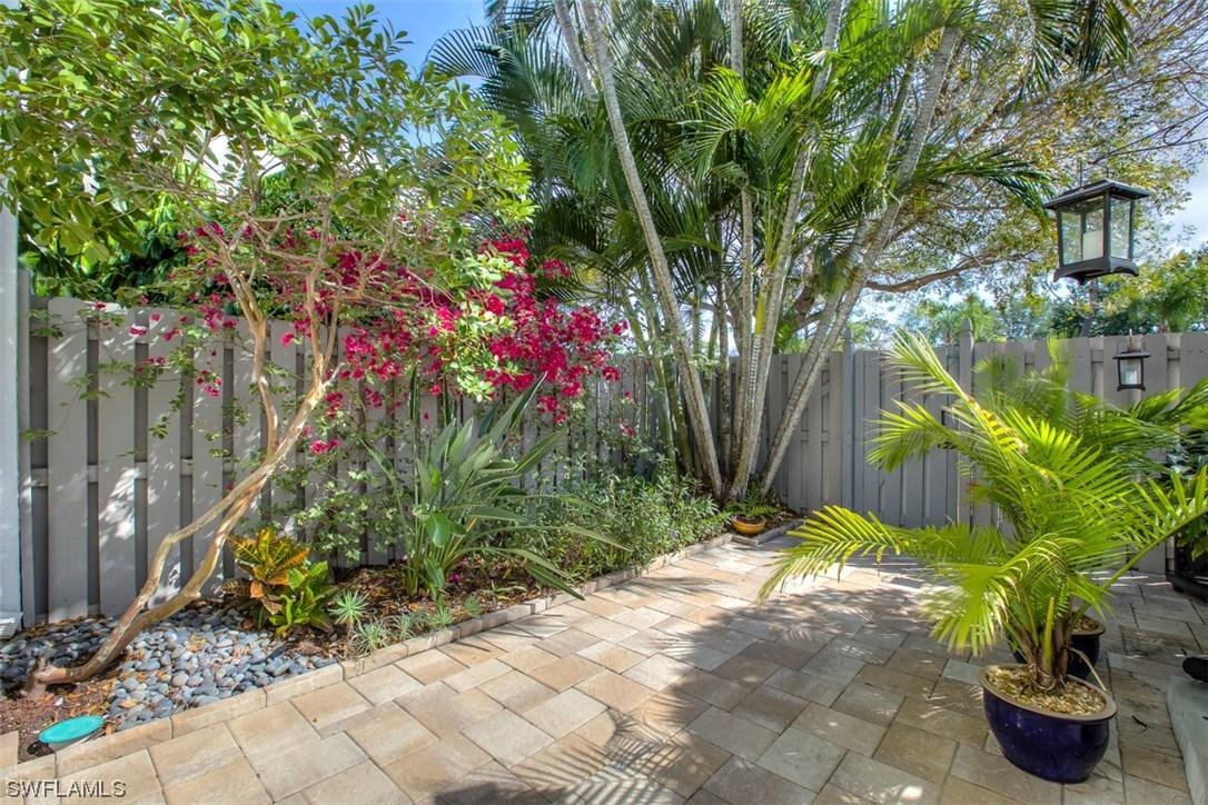 9847 Costa Mesa Ln. #201, Bonita Springs, FL 34135