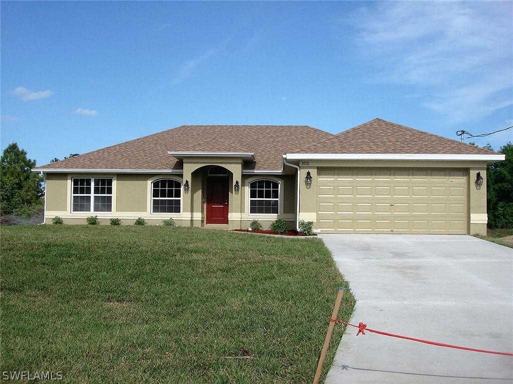 1010 Agnes Ave., Lehigh Acres, FL 33971