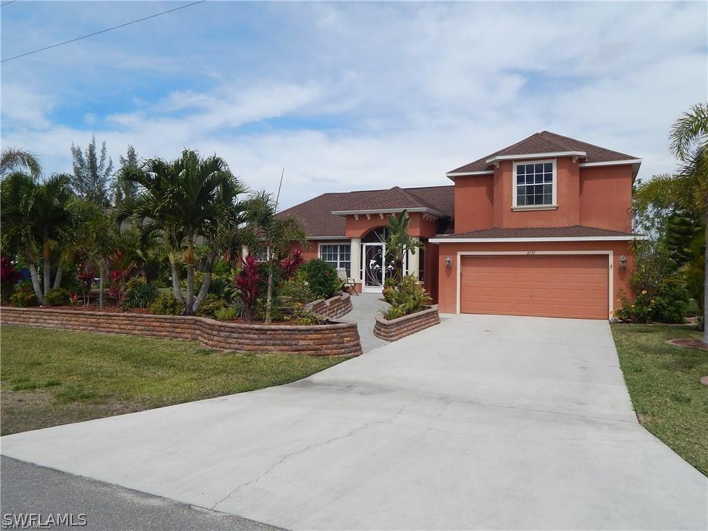 2133 NE 35th Ter., Cape Coral, FL 33909