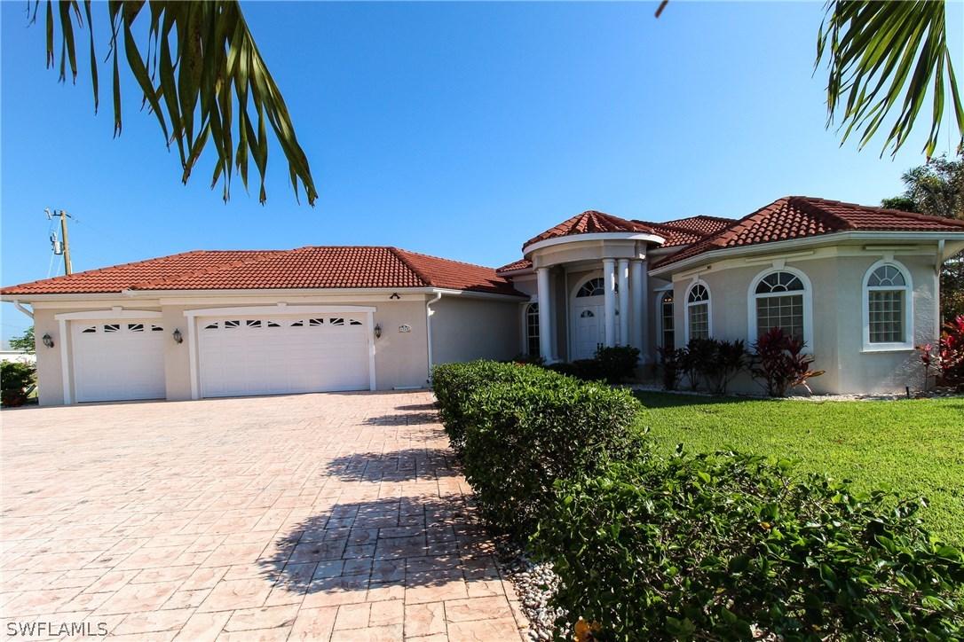 4725 SW 26th Pl., Cape Coral, FL 33914