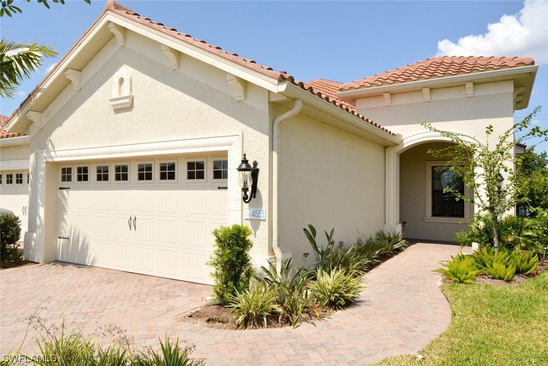 4553 Waterscape Ln., Fort Myers, FL 33966