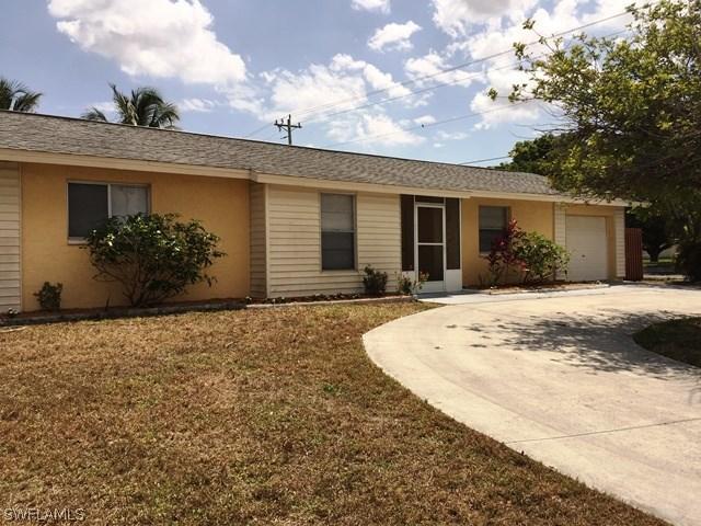 902 SE 15th St., Cape Coral, FL 33990