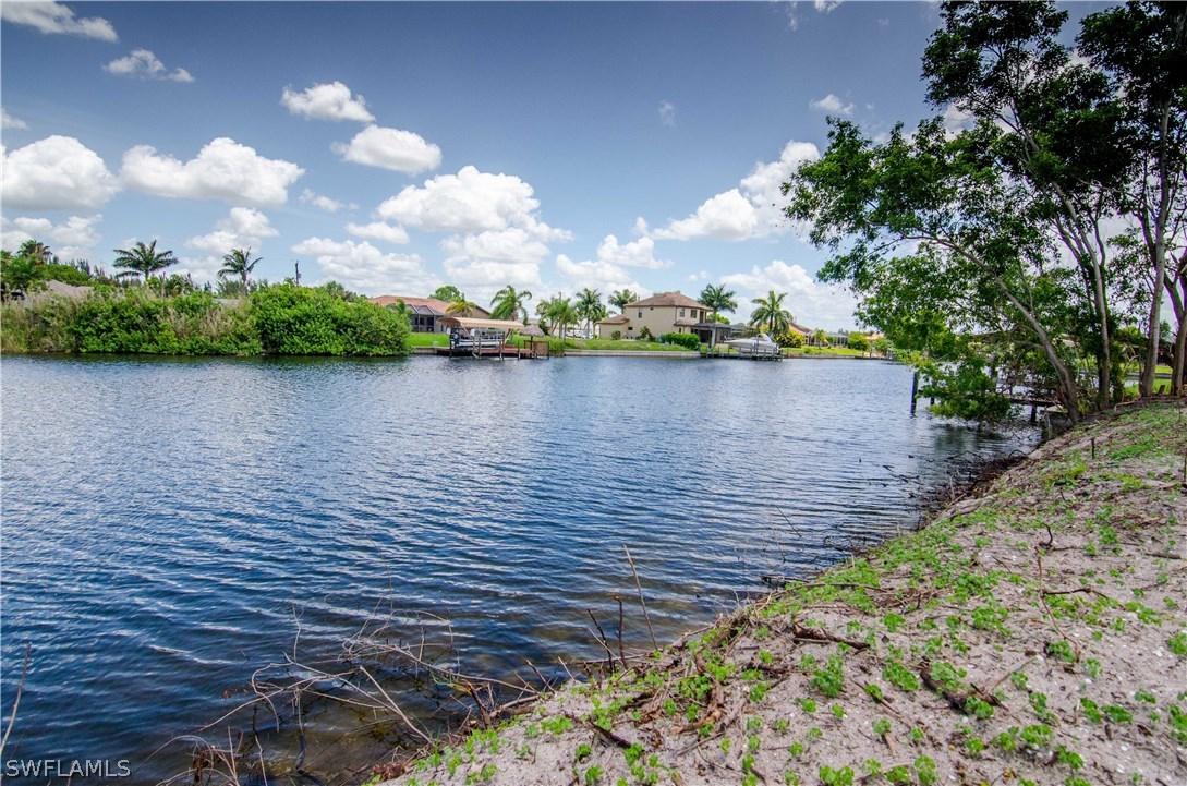 2803 SW 25th Ter., Cape Coral, FL 33914