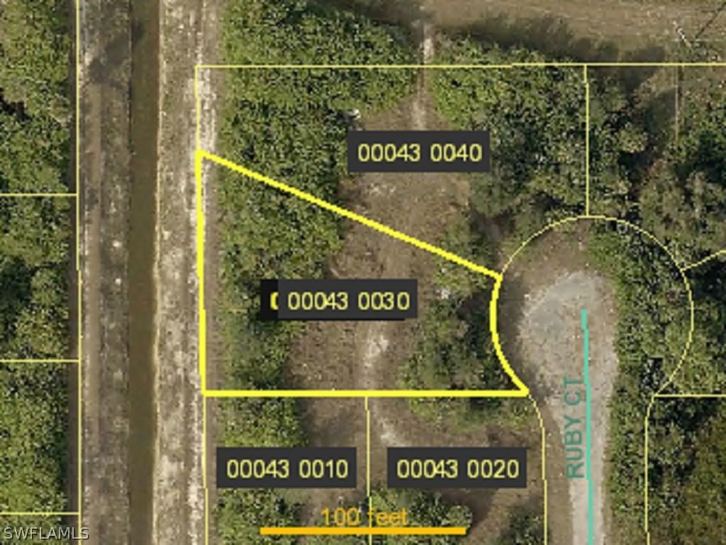 52 Ruby Ct., Lehigh Acres, FL 33976