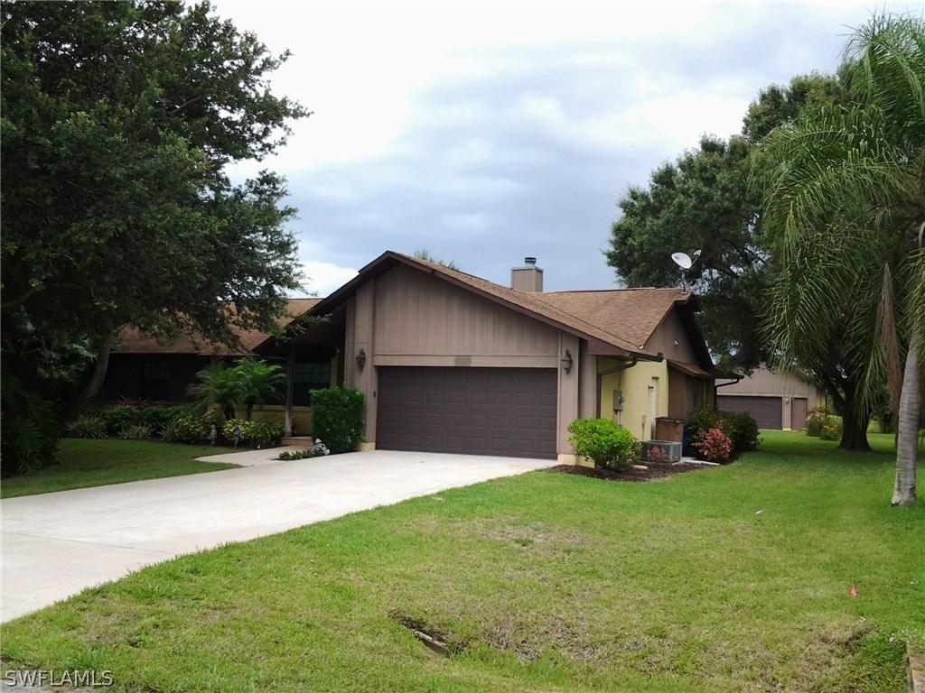 614 Calvin Ave., Lehigh Acres, FL 33972