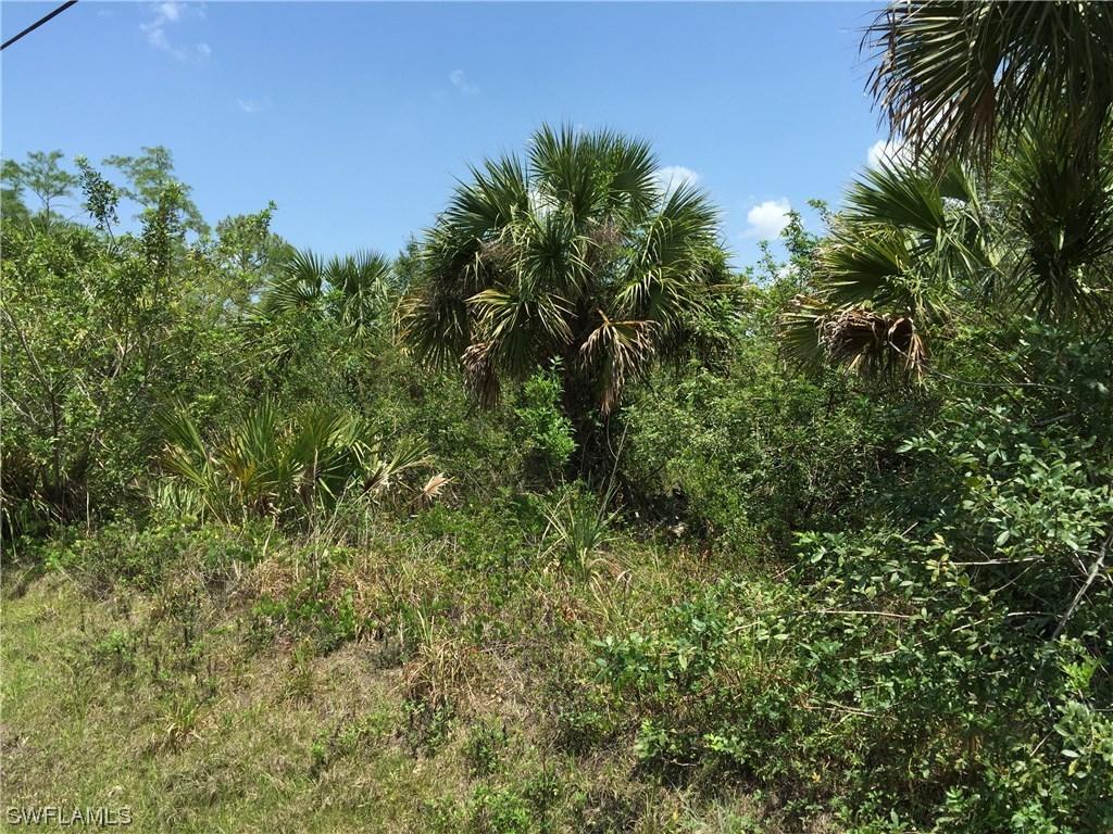 480 20th St., Naples, FL 34120