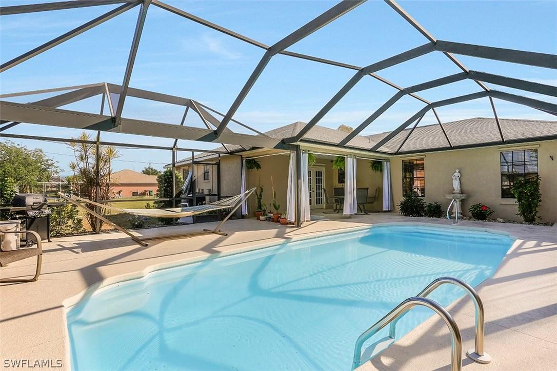 508 SW 8th Ct., Cape Coral, FL 33991