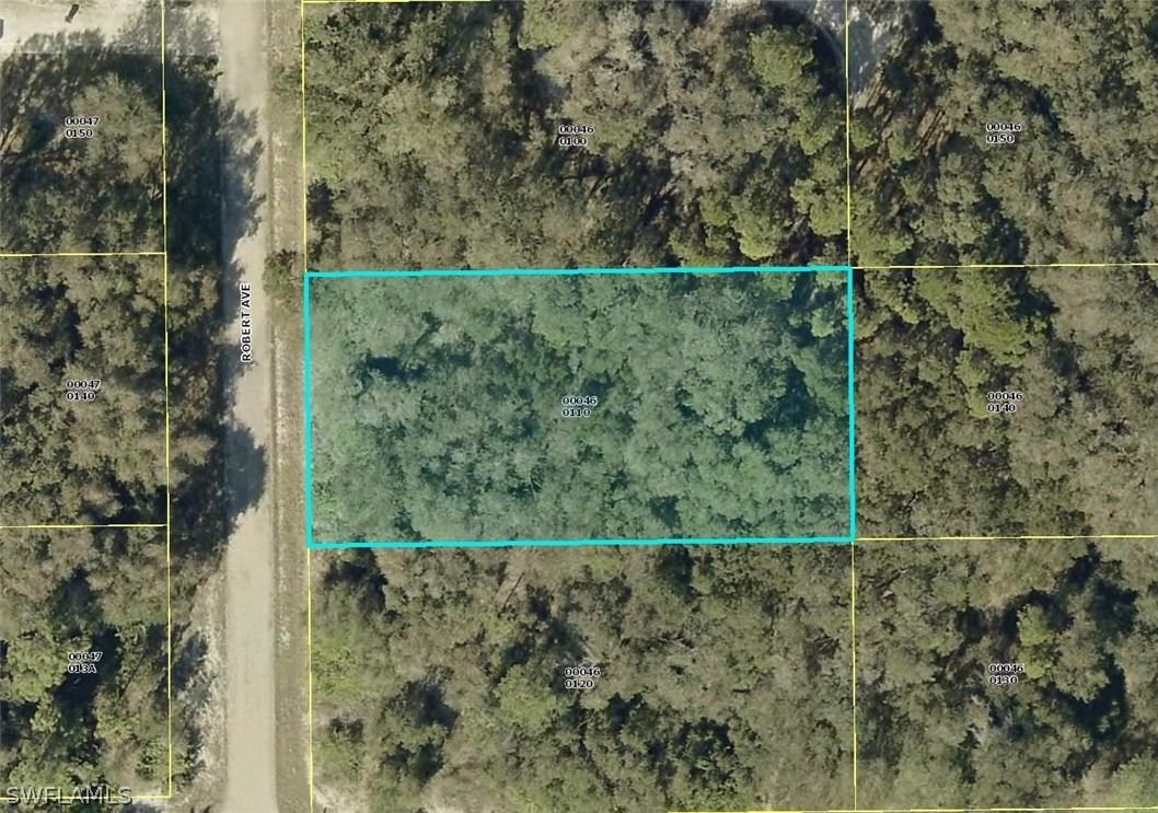 1902 Robert Ave., Lehigh Acres, FL 33972