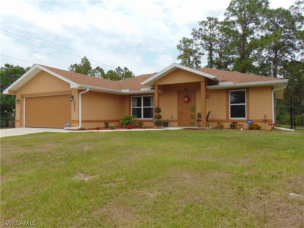 2922 Dora Ave., Lehigh Acres, FL 33971