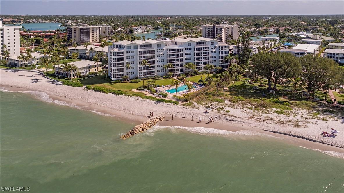 2121 Gulf Shore Blvd. #507, Naples, FL 34102