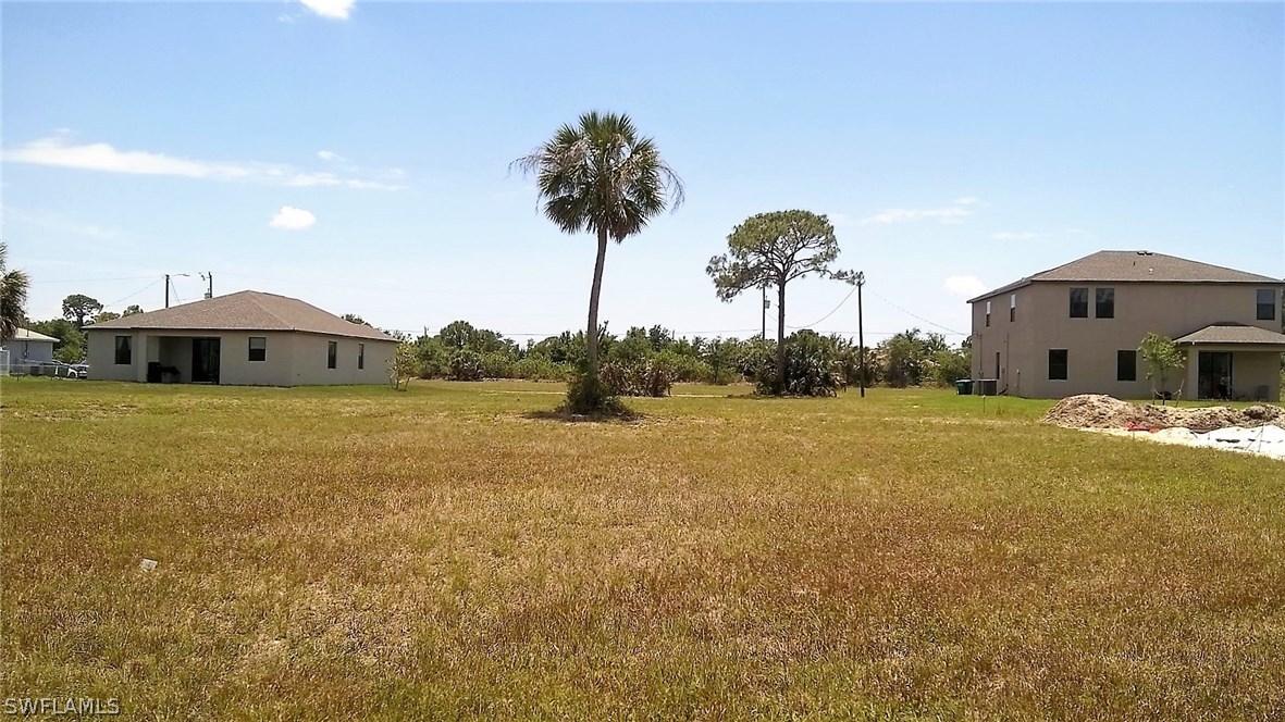 2318 SW Trafalgar Pkwy., Cape Coral, FL 33991