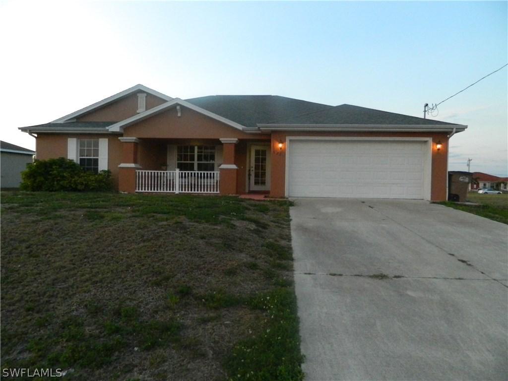 521 NE 15th Ter., Cape Coral, FL 33909