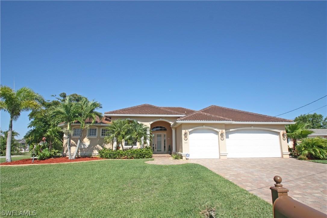 525 SE 19th Ct., Cape Coral, FL 33990