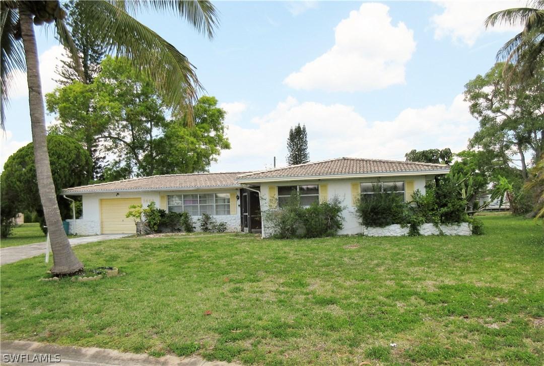 1458 Alwynne Dr., Lehigh Acres, FL 33936