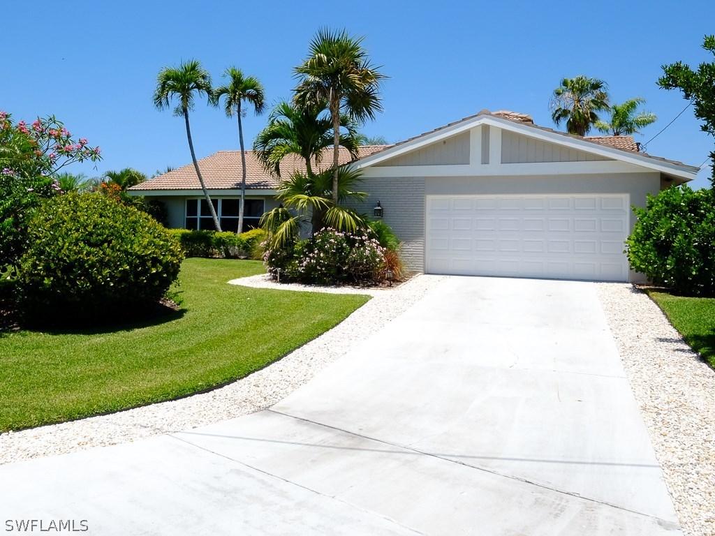 421 Lake Murex Cir., Sanibel, FL 33957