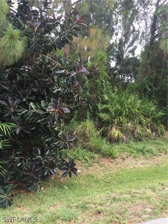 9045 Henry Rd., Fort Myers, FL 33967