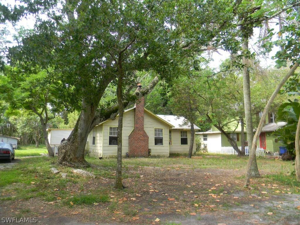 2126 Grace Ave., Fort Myers, FL 33901