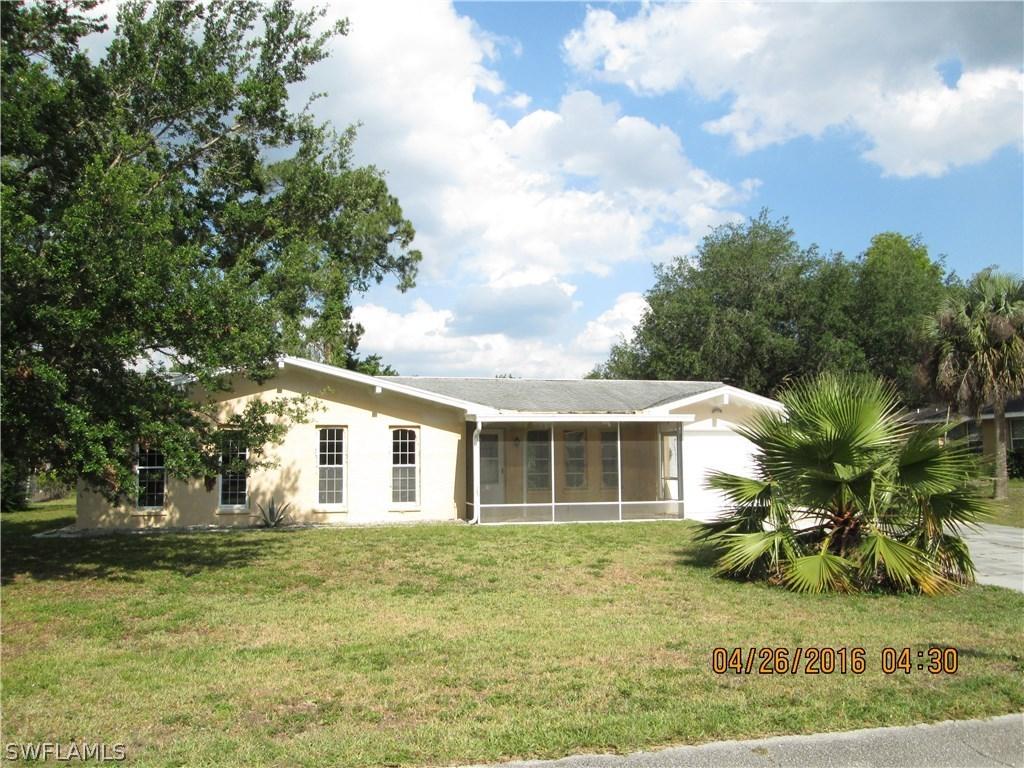 208 5th Ave., Lehigh Acres, FL 33936