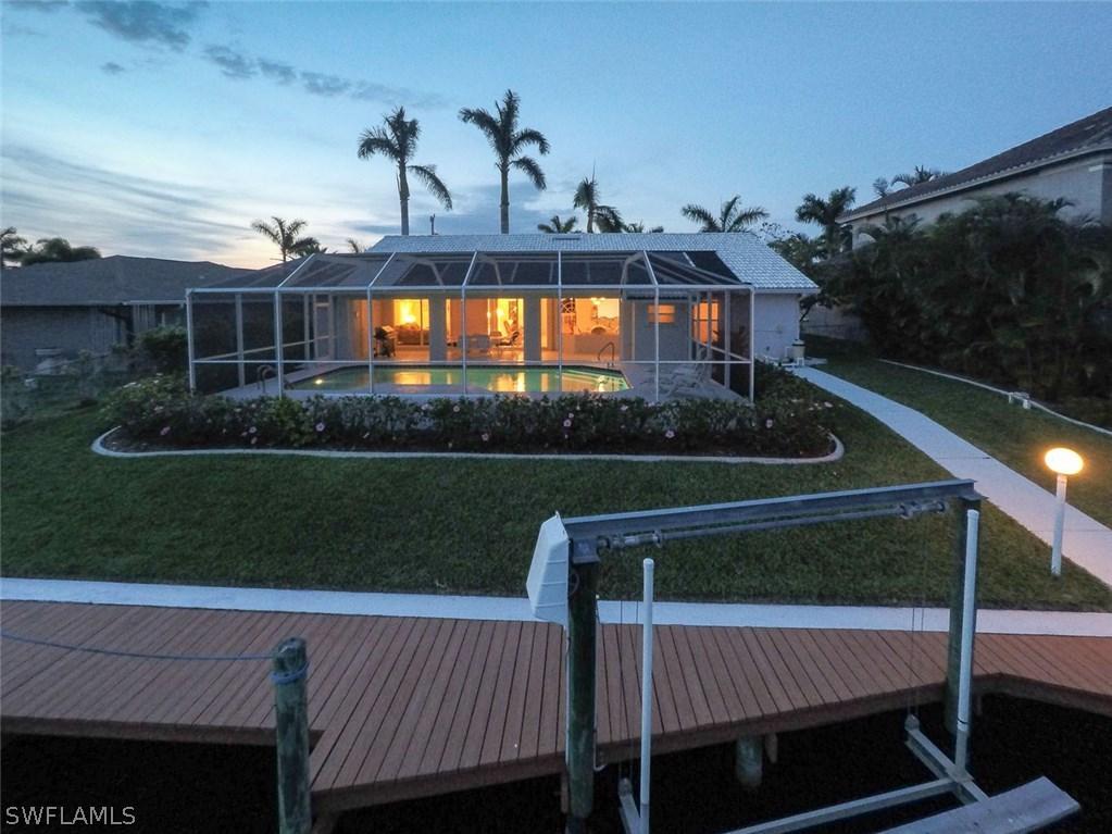 2220 SW 44th Ter., Cape Coral, FL 33914