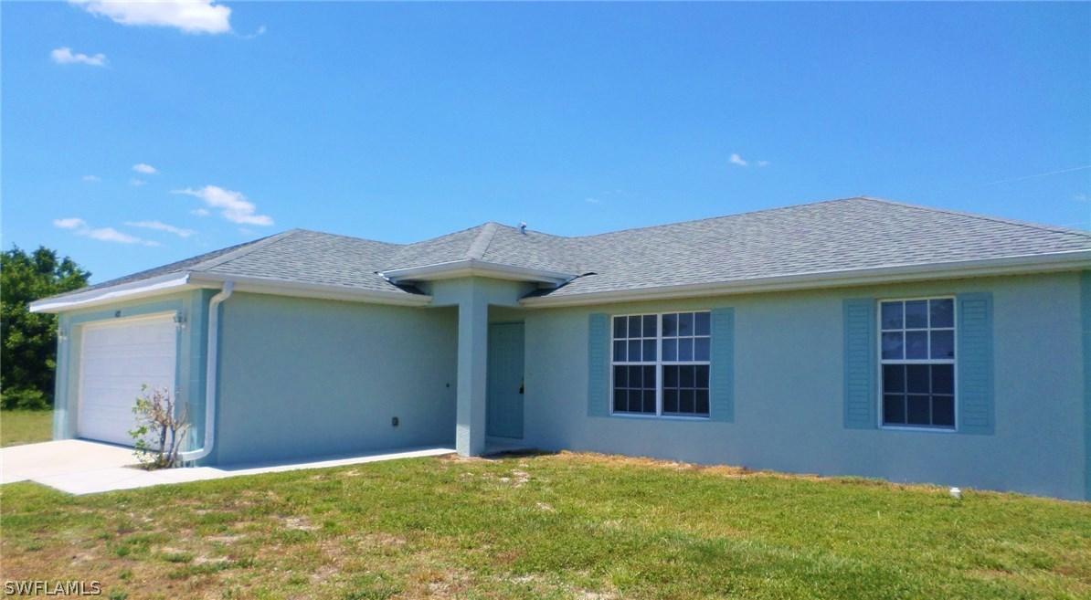 427 NE 7th Ter., Cape Coral, FL 33909