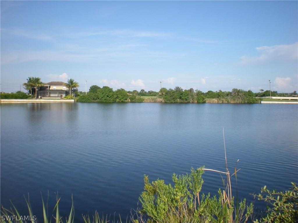 13 SW 33rd Ave., Cape Coral, FL 33991