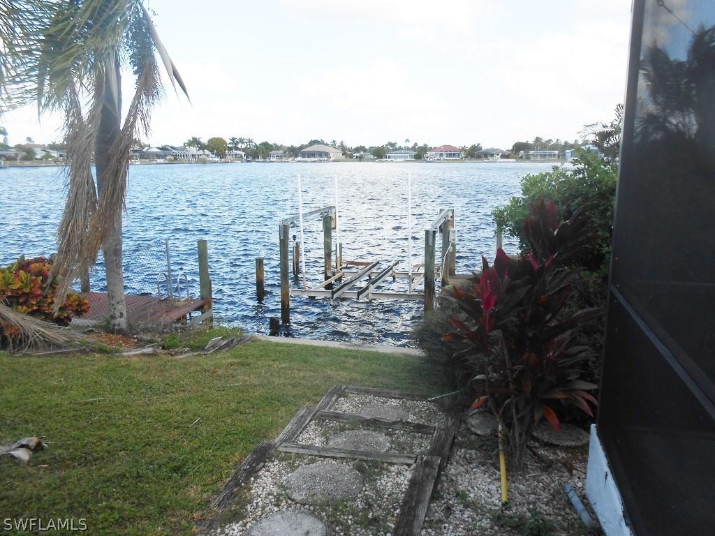 5015 SW 5th Pl., Cape Coral, FL 33914