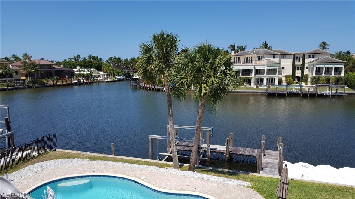 2000 5th St., Naples, FL 34102