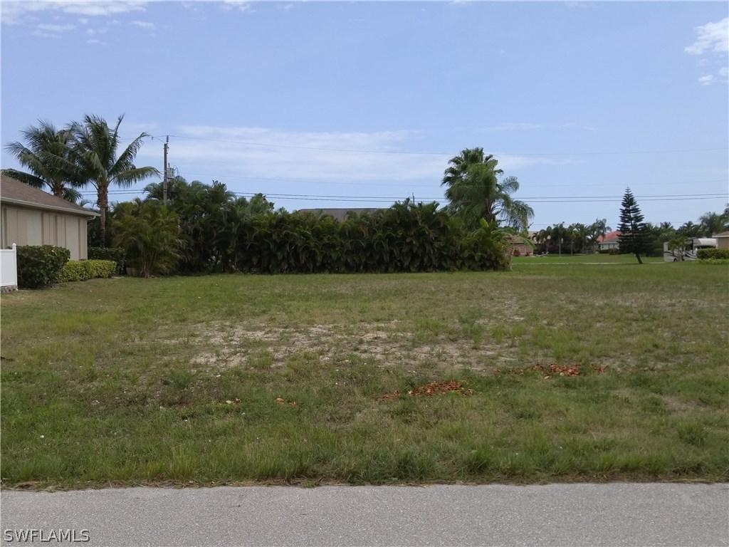 2110 SW 52nd St., Cape Coral, FL 33914