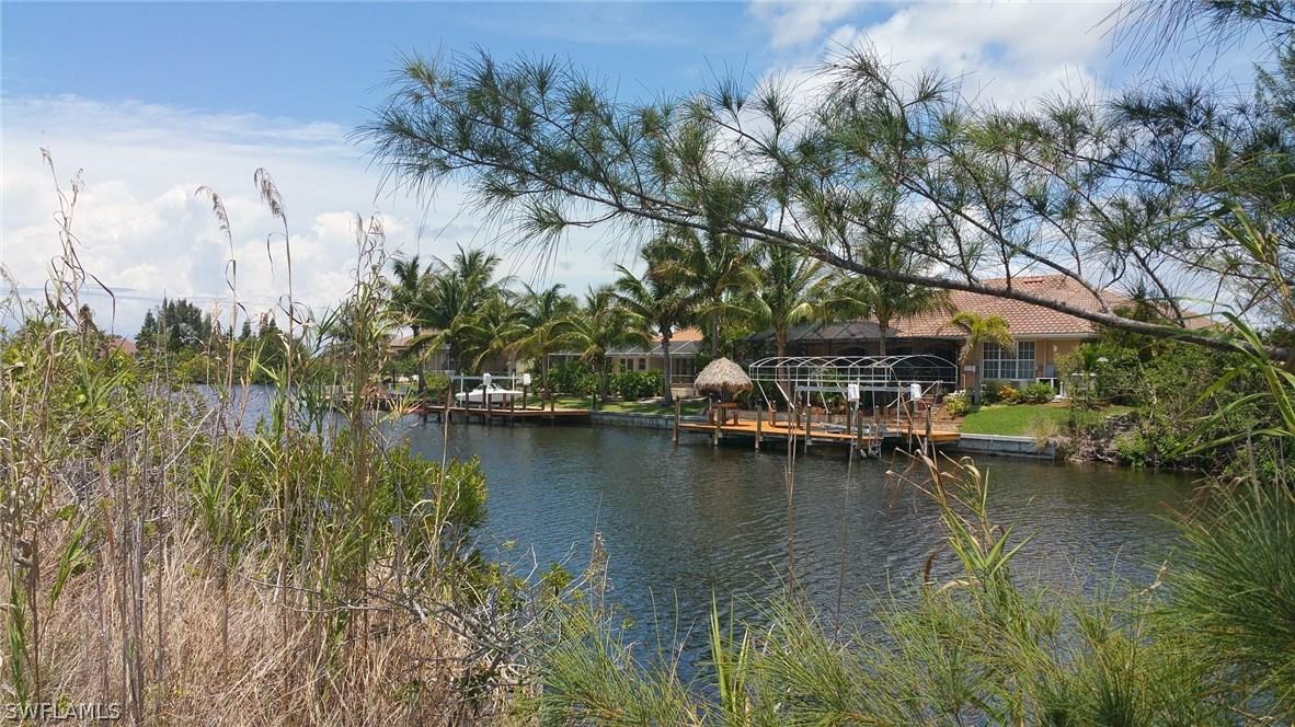 117 NW 38th Ave., Cape Coral, FL 33993