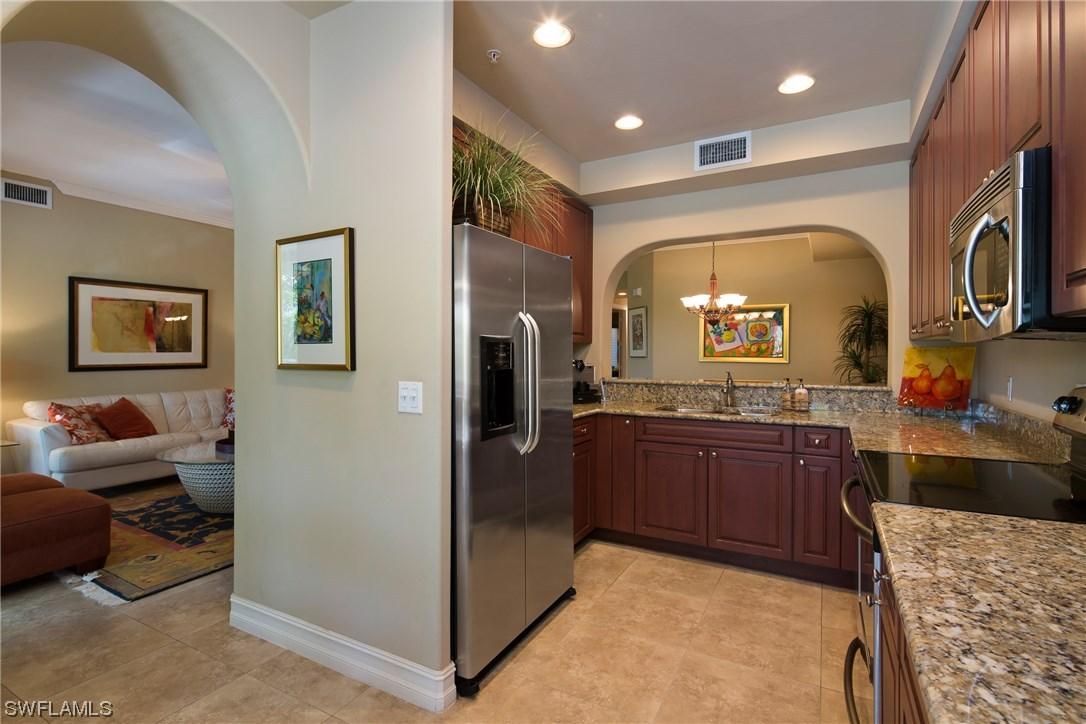 850 6th Ave. #203, Naples, FL 34102