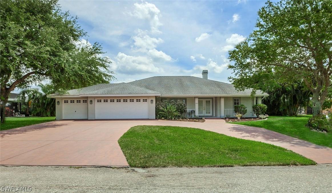 3353 SE 17th Pl., Cape Coral, FL 33904