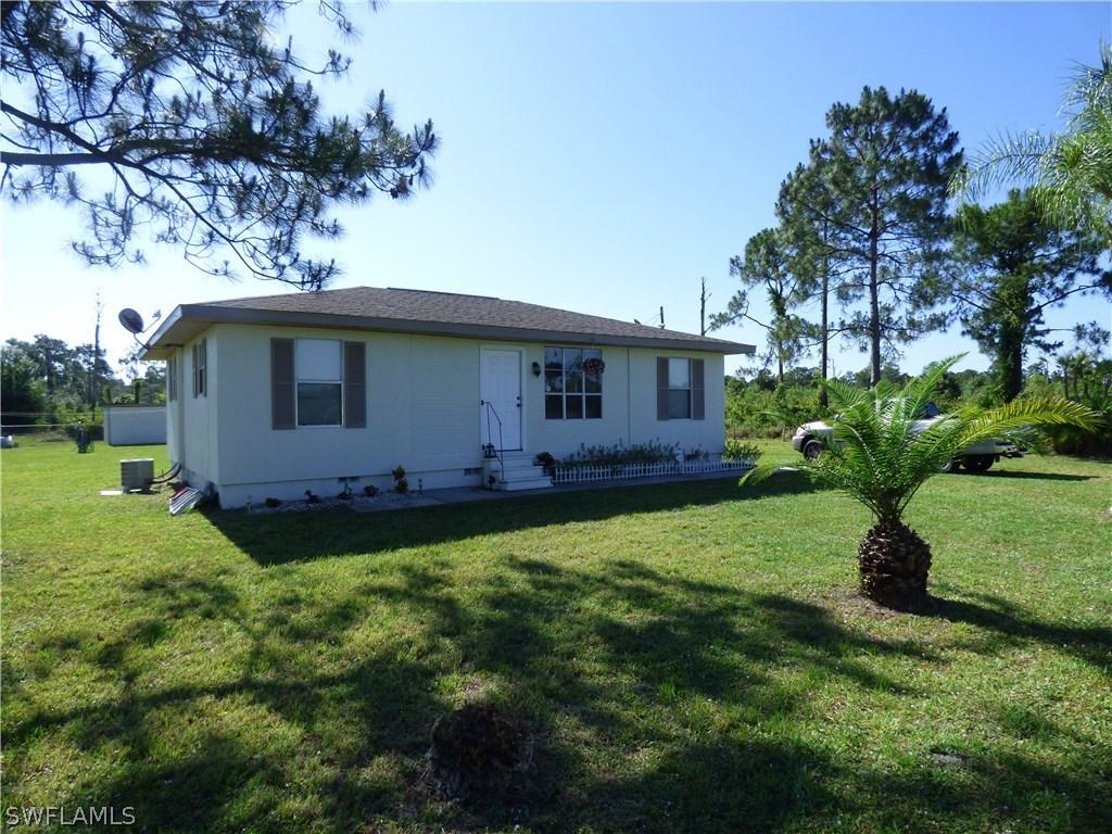 1110 Grant Ave., Lehigh Acres, FL 33972