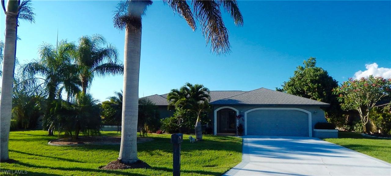 2017 Palaco Grande Pkwy., Cape Coral, FL 33904