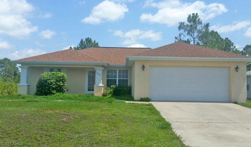 2712 33rd St., Lehigh Acres, FL 33976