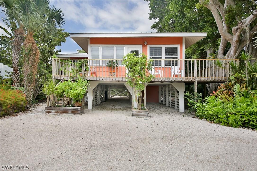109 Hercules Dr., Fort Myers Beach, FL 33931