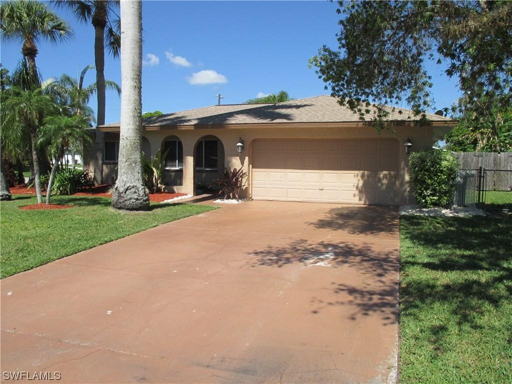 3720 SE 2nd Ave., Cape Coral, FL 33904