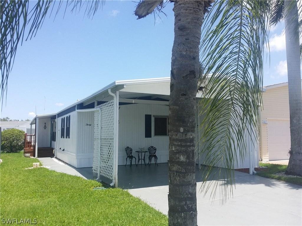 30 Doubloon Way, Fort Myers Beach, FL 33931
