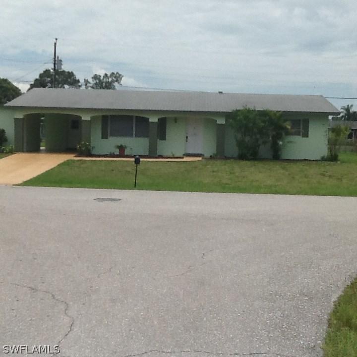1120 Rushmore Ave., Lehigh Acres, FL 33936