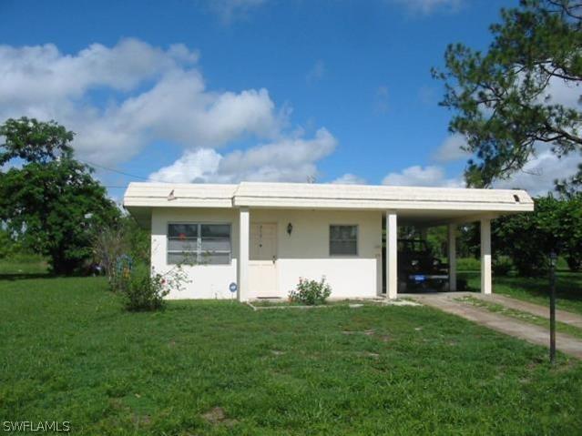313 Rushmore Ave., Lehigh Acres, FL 33936