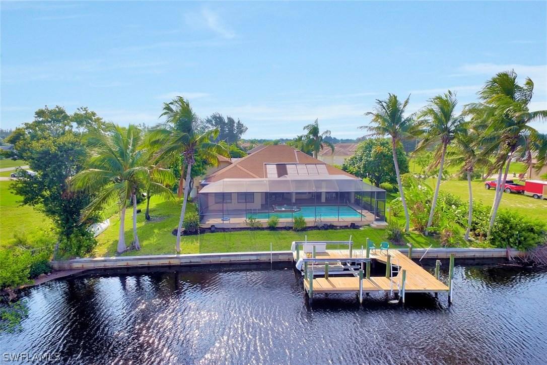 424 SW 39th Ave., Cape Coral, FL 33991