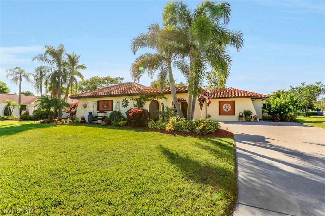 694 Astarias Cir., Fort Myers, FL 33919