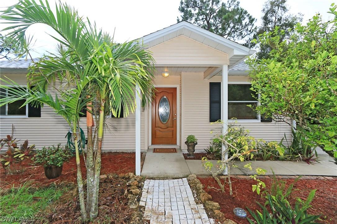 8104 Cypress Dr., Fort Myers, FL 33967