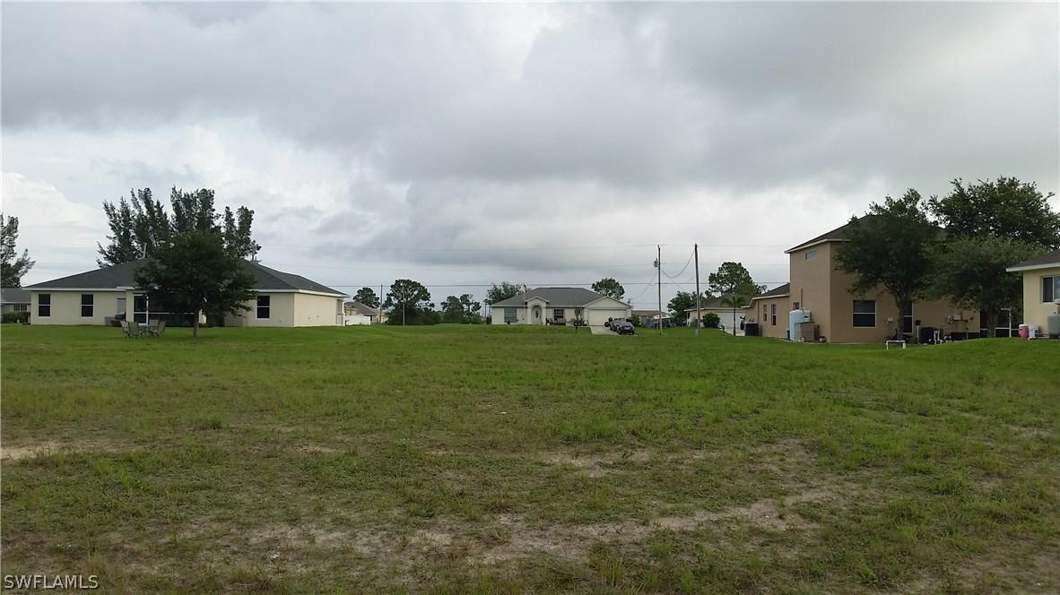 1723 NW 14th St., Cape Coral, FL 33993